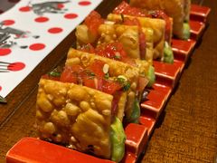 芝麻脆片配牛油果酱及西瓜莎莎-TOMATITO(无限极荟店)