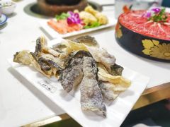 炸鱼皮-港迹·鲜围煮海鲜火锅(湖州时代广场店)