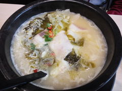 -灵芝妹子海鲜米线(香炉礁山姆店)