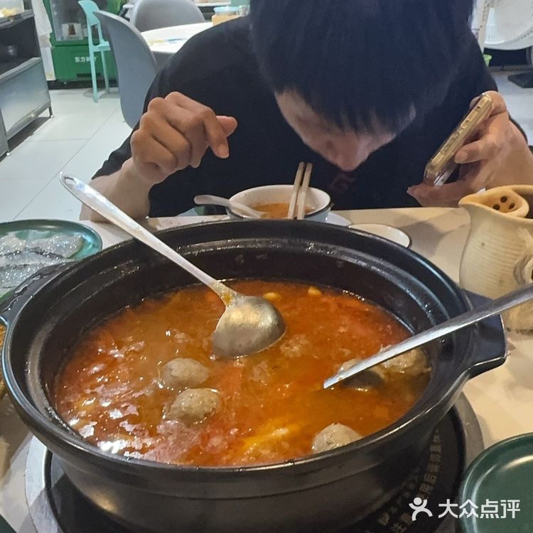 今天的美食探店之旅