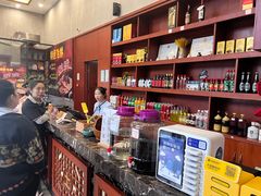 -乡土黄·鲜牛肉火锅·小龙虾(兴业街店)