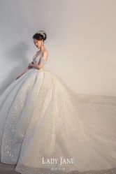 点击看大图 -Lady Jane高端婚纱礼服馆