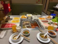 -海底捞火锅(金山百联店)