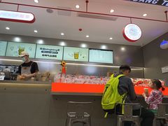 -喧闹·东方大气茶(鹅岭二厂店)