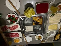 -海底捞火锅(宝龙广场夜宵主题店)