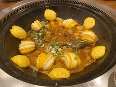 野生胖头鱼锅-万里闯关东铁锅炖菜馆(高新旗舰店)