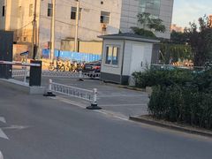 -居然之家·停车场