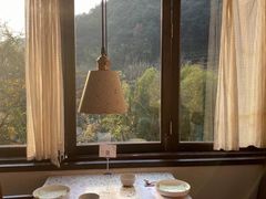 靠窗位-素描餐厅(灵隐天竺店)