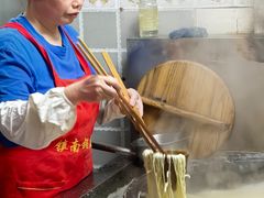 -镇南锅盖面馆(解放路店)