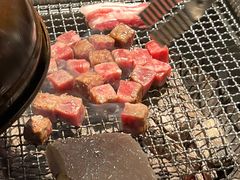 雪花肉粒-肉甲韩国木炭烤肉(新壹街1店)