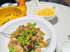 -绿草地·湘菜(悦方ID mall店)