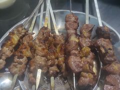 -烤肉小伙烤肉店