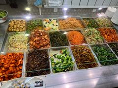 自助取餐区-春花民族美食(佳木斯总店)