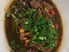 -香山湖家家宴(中山陵店)