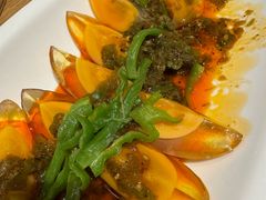 -渝信川菜 · 川味家常菜(财富购物中心店)