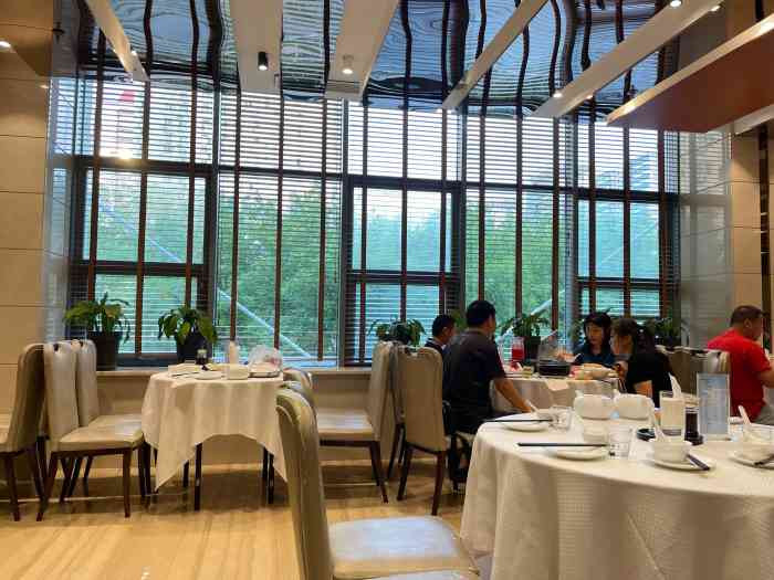 双井轩(双井店)-"#九兔鱼# #锅包肉# #铁锅烀饼# 味."-大众点评移动版