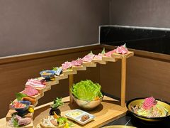-山川小町·极番烧肉(新地假日广场店)