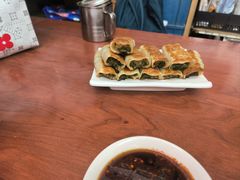 -小街锅贴(护国寺店)