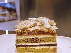 复古咸奶油拿破仑-LING 法式甜品(茂名北路店)