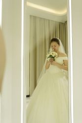 -禕·愫白婚纱商店