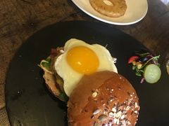 -HIGH FIVE哈福手工汉堡(桂林路店)