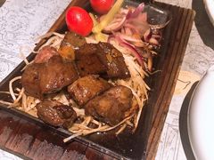 -穹六人间 people 6(岳阳路店)