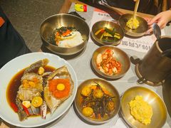 -草家酱蟹炭火烤肉店(珲春南路一店)