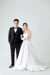 -雪中彩影婚纱摄影·微光艺术中心