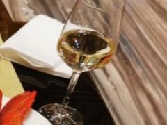 白葡萄酒-万达瑞华酒店美食汇自助餐厅(楚河汉街店)