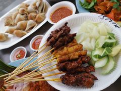 -东海岸人工湖美食村