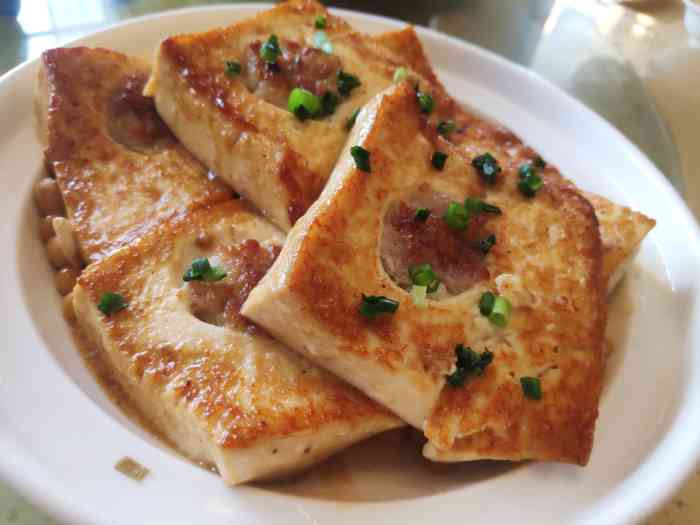 正哥客家菜-"新冠疫情影响茶楼生意还是很严重.我们早上.