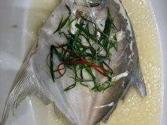 -隆江大酒店(雯婕商务楼店)