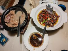 -佬麻雀·新湘菜(东方宝泰店)