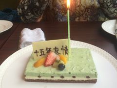 -香格里拉鱼跃地中海西餐厅·牛排披萨