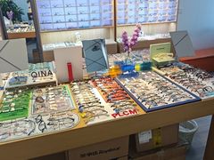-天空之镜眼镜店蔡司依视路配镜授权零售店(望京颐堤港店)