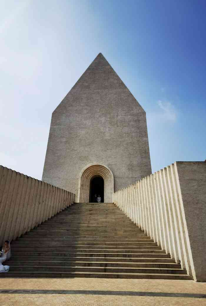 中国艺术研究院中国油画院-"门票:免费,但是需要身份证件登记,参考.