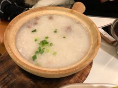 -新大咀港式茶餐厅(宝山万达店)