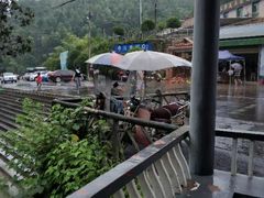 -大围山峡谷漂流
