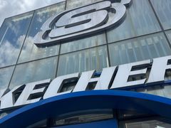 -SKECHERS 斯凯奇(上海国际时尚中心店)