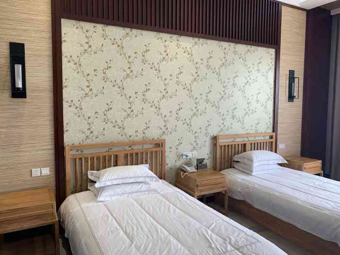 doctype html> html lang="zh-cn"> head> meta charset="utf-8"/> me