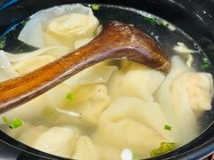 -馋三尺蟹粉小笼(人民广场店)