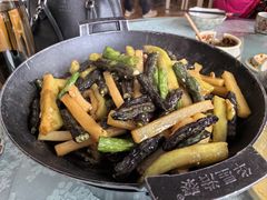 -天天向上素食餐厅(五台山店)