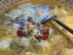 -荷塘秋月·本帮江浙菜(国权路店)