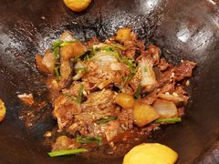 -小火炕铁锅炖鱼