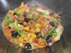 -万里闯关东铁锅炖菜馆(高新旗舰店)