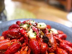 大锅油焖虾-有间虾铺·经典湘菜·小龙虾(新梦店)