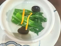 泉水木耳浸有机菜心-广州文华东方酒店·江-由辉师傅主理