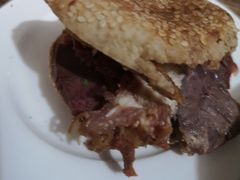 烧饼夹肉-清真八大碗(G6辅路店)