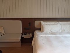 -汉庭(上海虹桥机场新店)