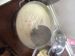 煮馍-凤翔改改豆花泡馍(双仁府街店)